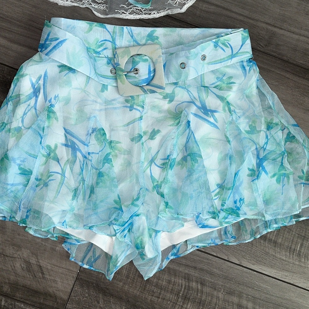 Blue Floral Off-Shoulder Top and Shorts Set - Picture 6 of 9